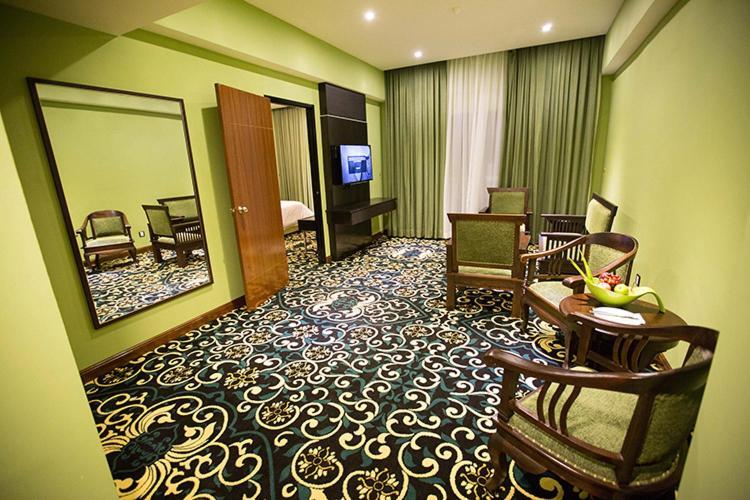 Mudzaffar Hotel Malacca Exterior photo